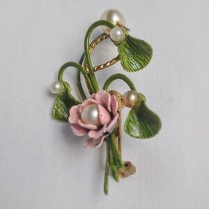 Vintage/Antique Hand Painted Enamel Brooch - VEEY Unique!